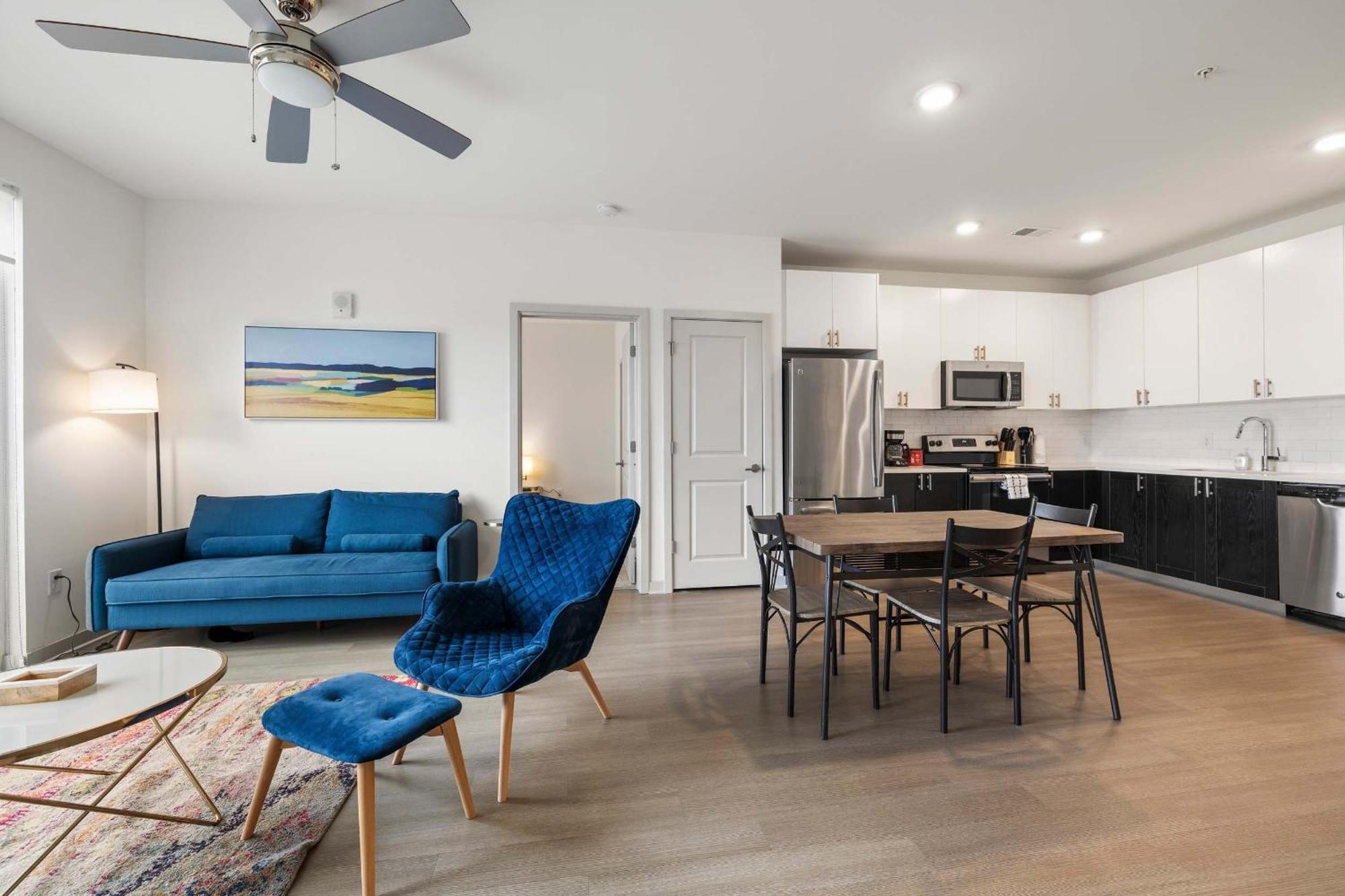 Modern Nulu 2br Cozysuites 07 Apartment